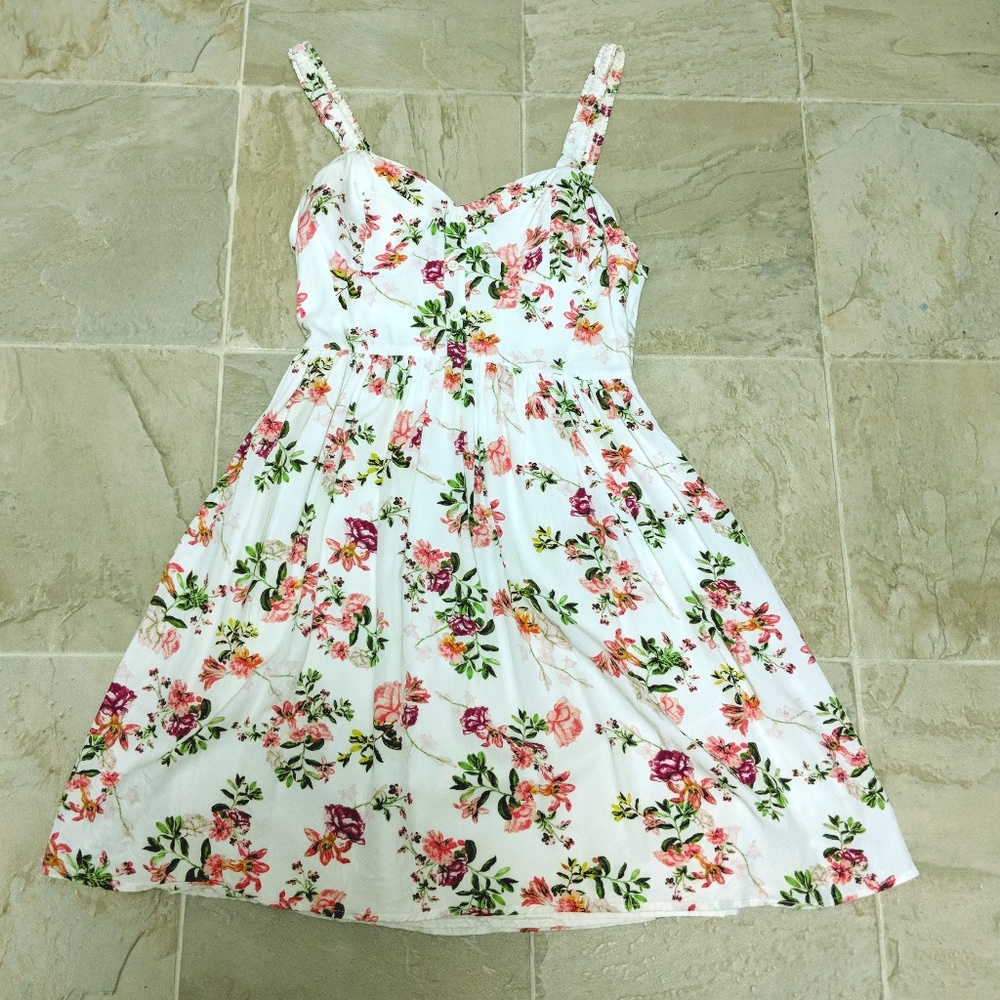 Sleeveless Floral Pinup dress